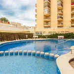 2 Bedroom Awesome Apartment In Torrevieja דירה